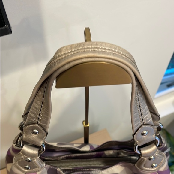 Coach Purple and Cream Madison Handbag - Picture 4 of 10